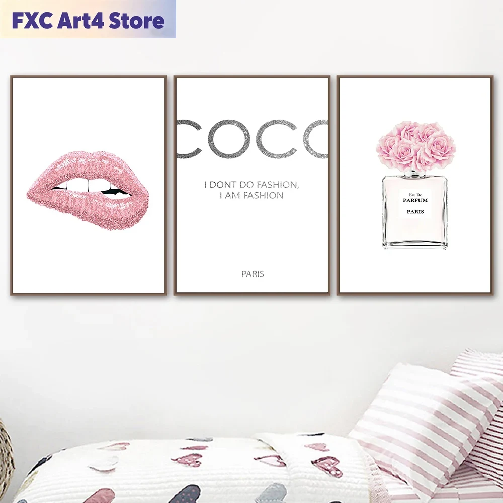 Photography Trend - Frameloze modebloem parfum roze lippen poster